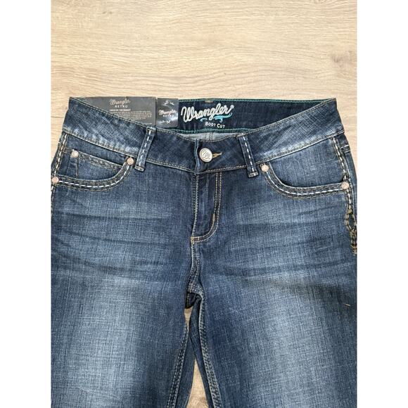 New With Tags Wrangler Women's Retro Sadie Low Rise Boot Cut Jean Blue - Picture 2 of 9